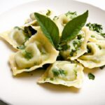 Delightful Spinach & Ricotta Ravioli: A Taste of Italy