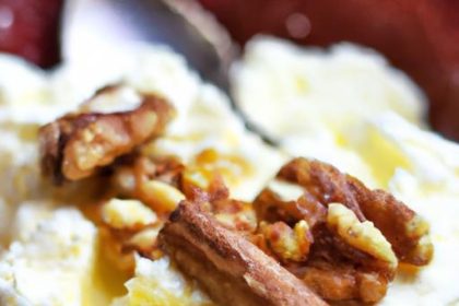 Wholesome Delight: Cottage Cheese with Walnuts & Cinnamon
