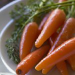 Sweet & Savory: Mastering Honey-Glazed Carrots with Thyme